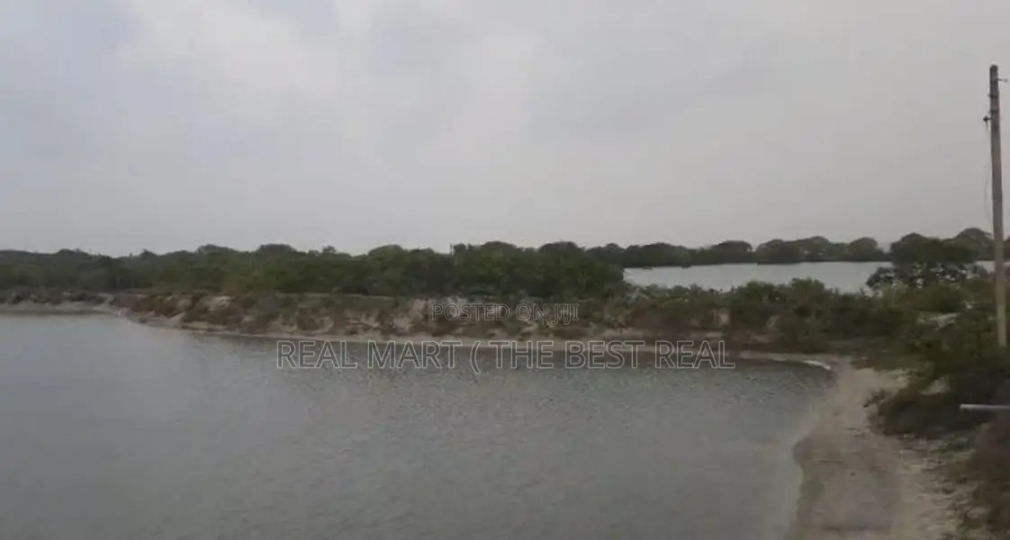 KALPITIYA : 21-ACRE PRIME COMMERCIAL PROPERTY FOR SALE