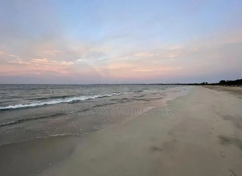 VAKARAI : 9.5-ACRE PRIME BEACHFRONT LAND FOR SALE