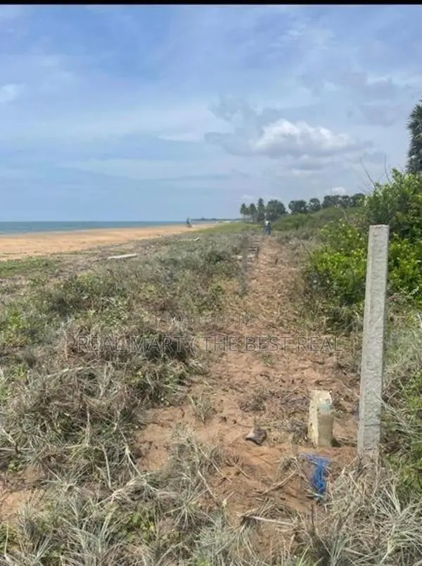 VAKARAI : 9.5-ACRE PRIME BEACHFRONT LAND FOR SALE