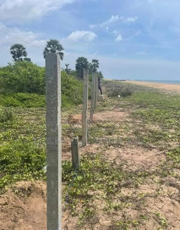 VAKARAI : 9.5-ACRE PRIME BEACHFRONT LAND FOR SALE