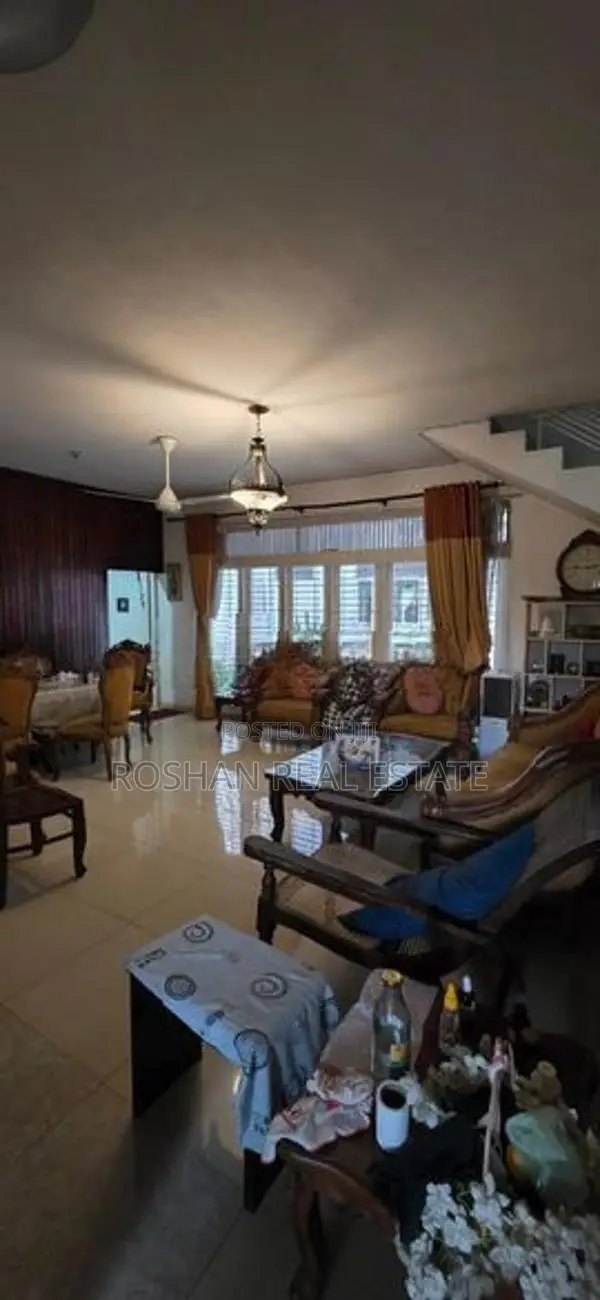 LUXURY FULLY FURNISHED HOUSE FOR RENT COLOMBO 7 CH2756