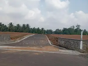 කිරිවත්තුඩුවෙන් හොඳම ඉඩමක්