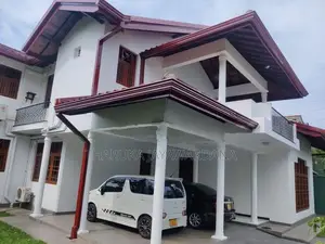 Luxury Two Storey House for Rent Malabe
