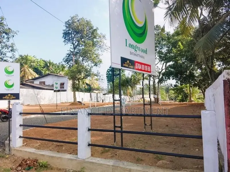 Batakeththara Piliyandala Valuable Land for Sale Near 120 Road