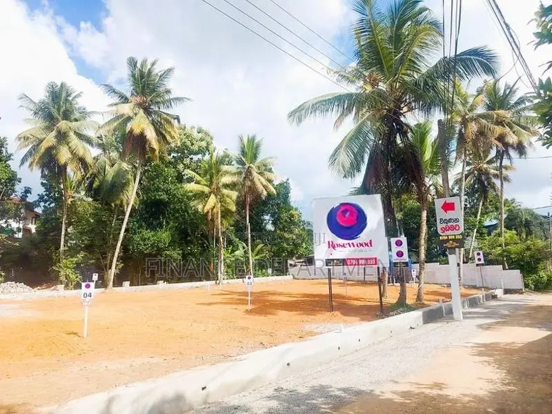 Land for Sale in Homagama Town