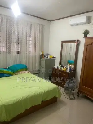 Thalawathugoda, 19.5 Perch Land with a Beautiful 04 BR House for Sale