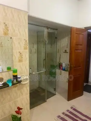 Thalawathugoda, 19.5 Perch Land with a Beautiful 04 BR House for Sale