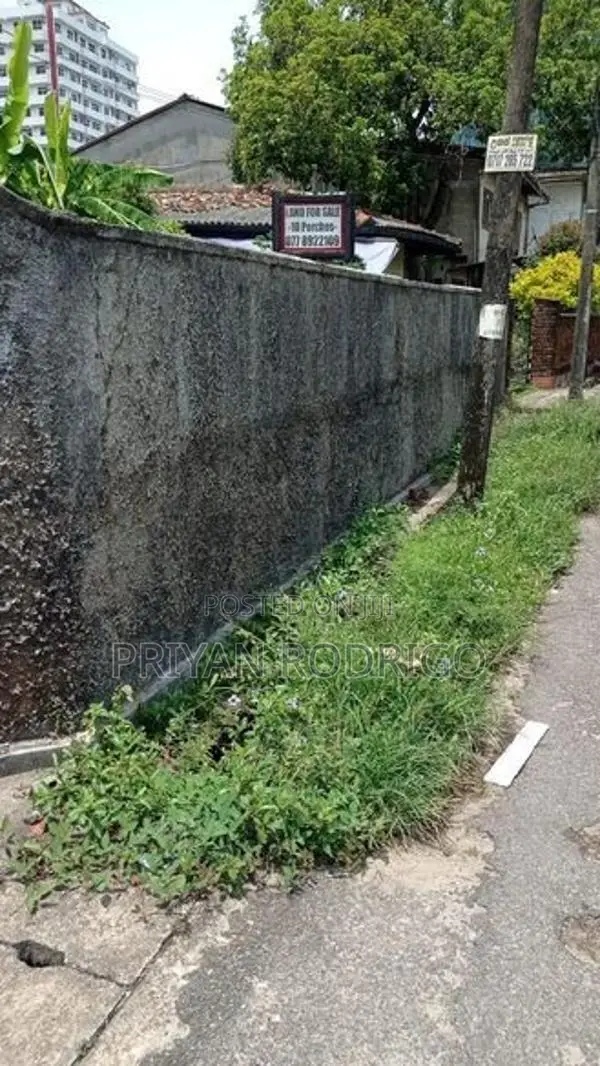 Mount Lavinia - Temple Road Bare land for Sale