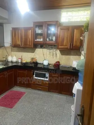 Thalawathugoda, 19.5 Perch Land with a Beautiful 04 BR House for Sale