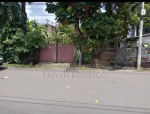 35 Perches of Land for Sale in Dematagoda
