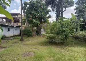 35 Perches of Land for Sale in Dematagoda