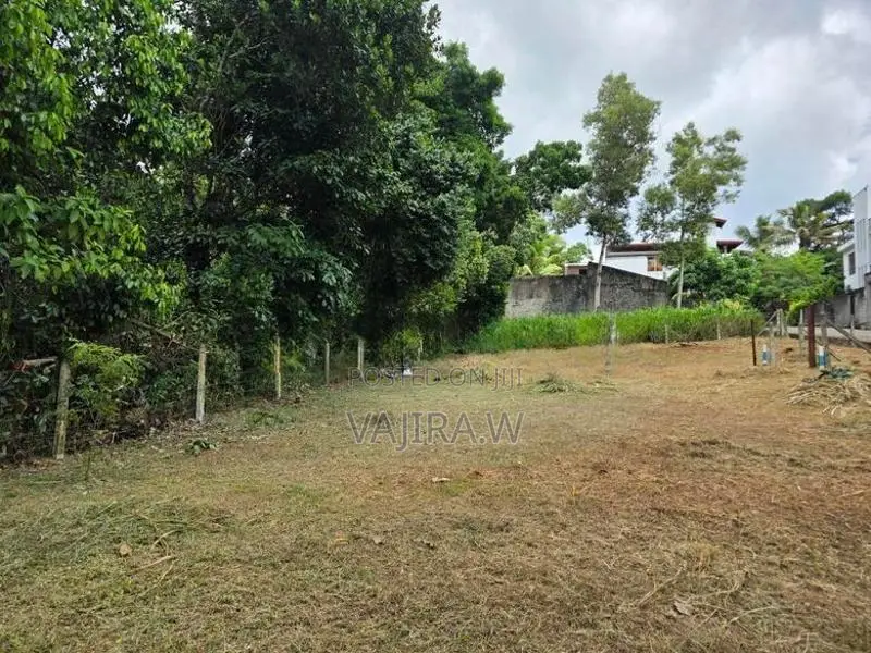 Athurugiriya සුන්දර වෙල්යාය මුහුණලා ඇති අනගි බිම් කොටස්
