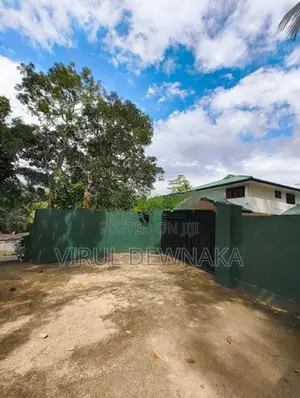 Renovated 4-Bedroom Two-Storey House For Rent in Paddinoruwa, Galle