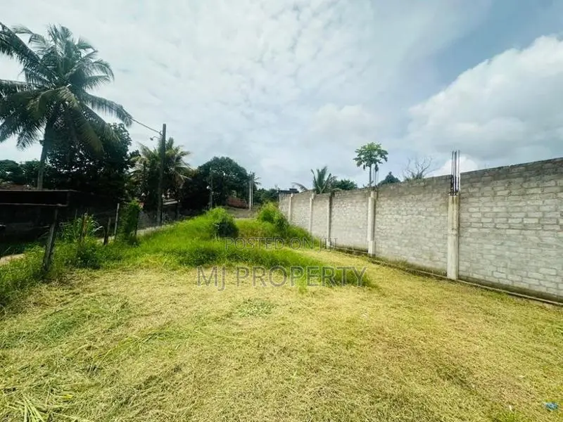 ( YS-1082) Highly Valuable Commercial Bare Land Sale in Athurugiriya