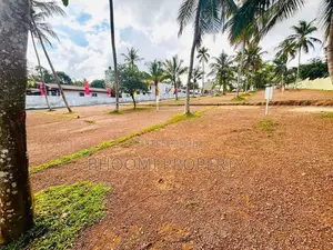 Brand New Land Plots Near 120 Road Ds