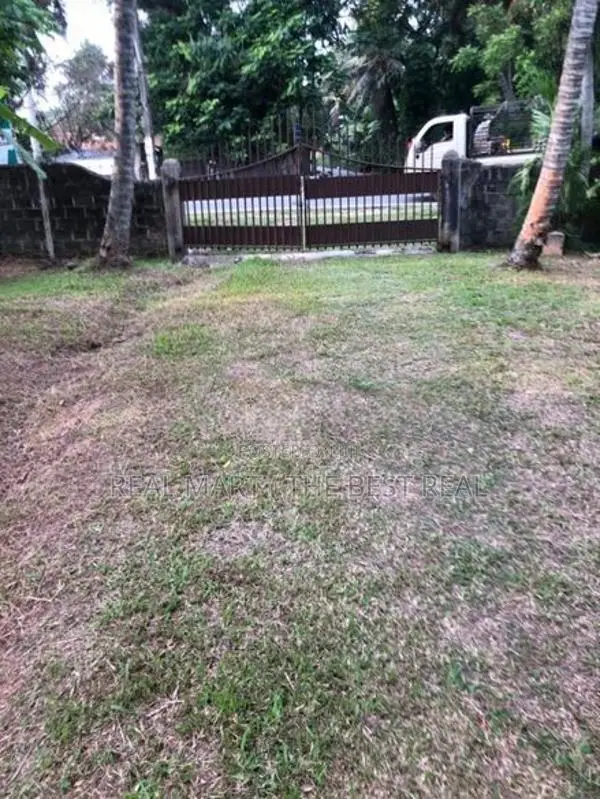 JA-ELA : 10 PERCHES COMMERCIAL LAND FOR SALE