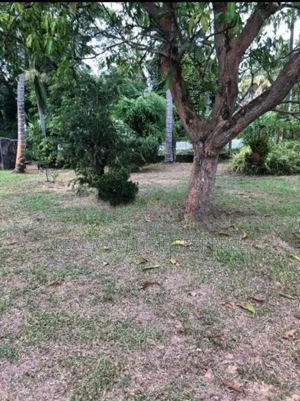 JA-ELA : 10 PERCHES COMMERCIAL LAND FOR SALE