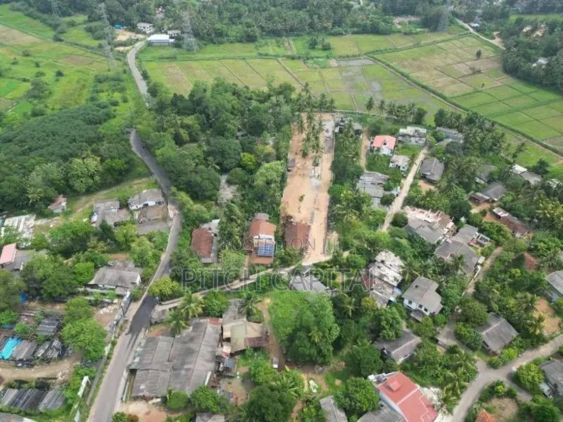 Luxury Lands For Sale - Athurugiriya