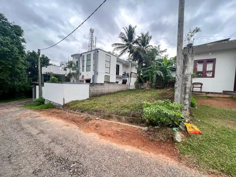 6P Land For Sale In Malabe Athurugiriya