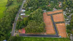 Avissawella - Kaluaggla Leisure World Near Land Flots for Sale