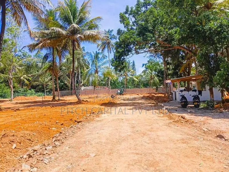 Valuable Coastal Land for Sale in Midigama