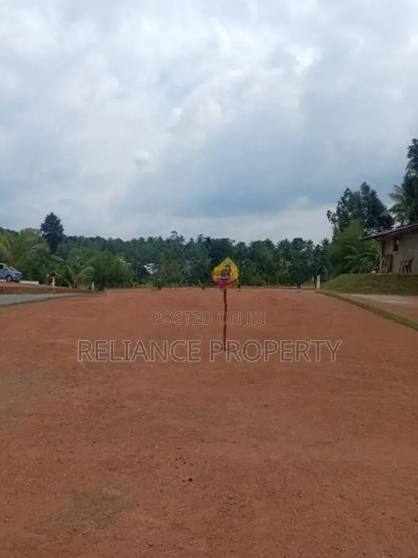 Land for Sale at Homagama