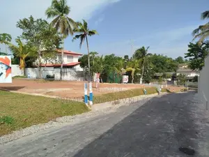 රාජගිරිය හන්දියට නුදුරින් බිම් කොටස් විකිණීමට