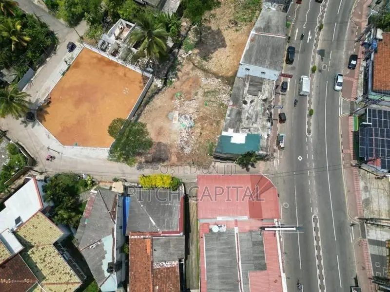 Luxury Land in Pelawatta