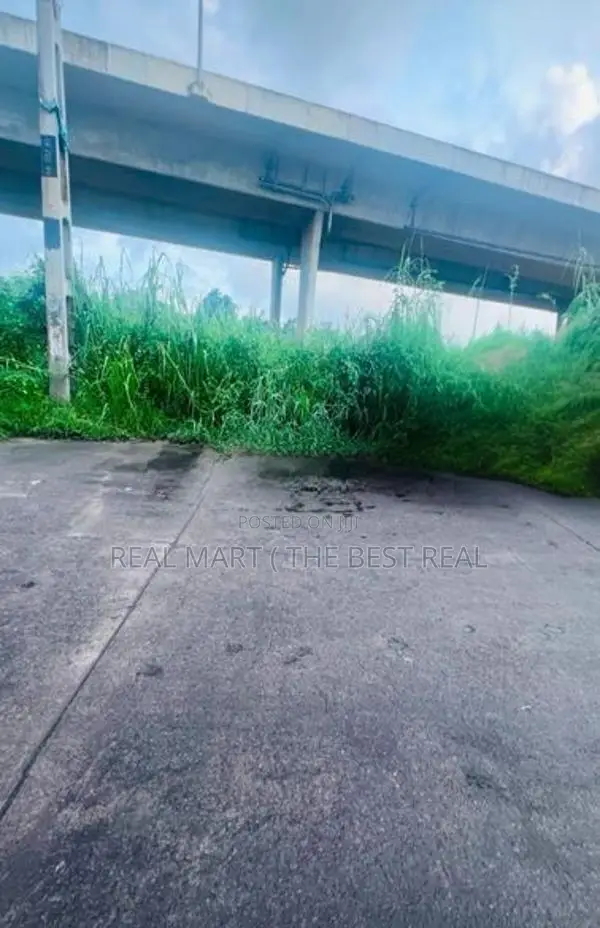 PELIYAGODA : 45 PERCHES COMMERCIAL LAND FOR SALE
