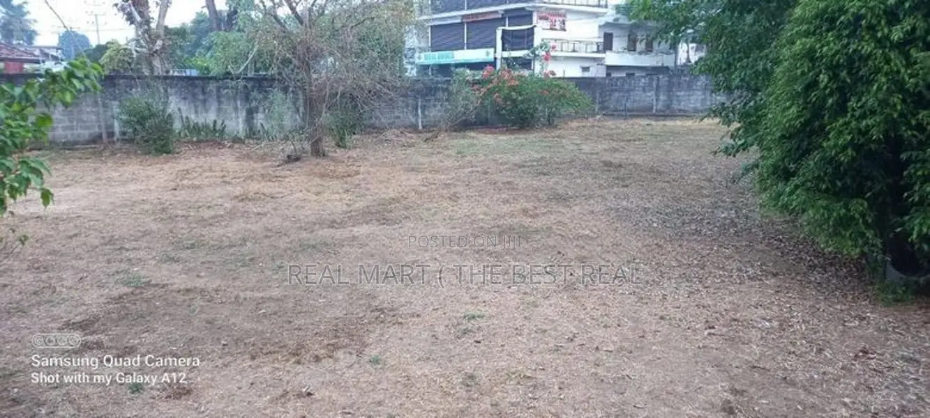WATTALA : 51 PERCHES LAND WITH HOUSE FOR SALE