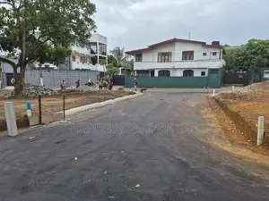 අත්තිඩිය බිම් කොටස් විකිණීමට