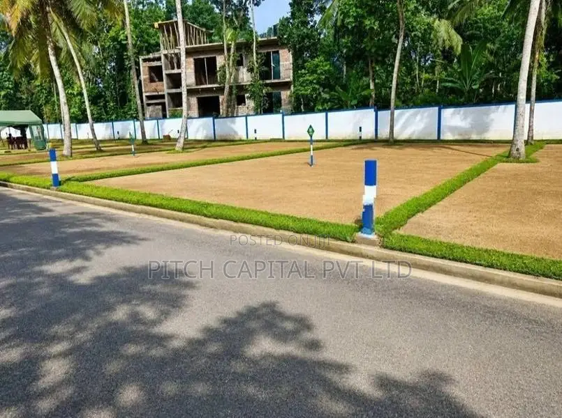 Athurugiriya Millennium City Near Valuable Land for Sale