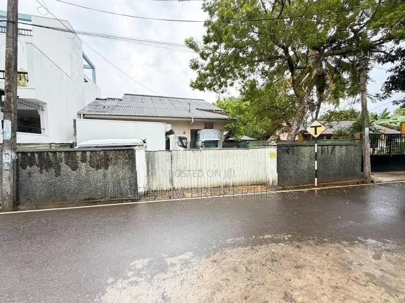 QUICK SALE: 20P Land with 2S House For Sale Piliyandala Miriswatta Jun