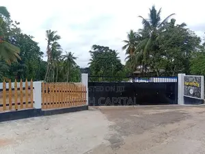 මාලඹේ අතුරුගිරියෙන් කොළඹ ඇවිත් පදිංචි වෙන්න