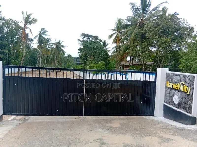 මාලඹේ අතුරුගිරියෙන් කොළඹ ඇවිත් පදිංචි වෙන්න