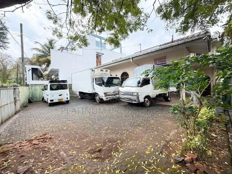 QUICK SALE: 20P Land with 2S House For Sale Piliyandala Miriswatta Jun