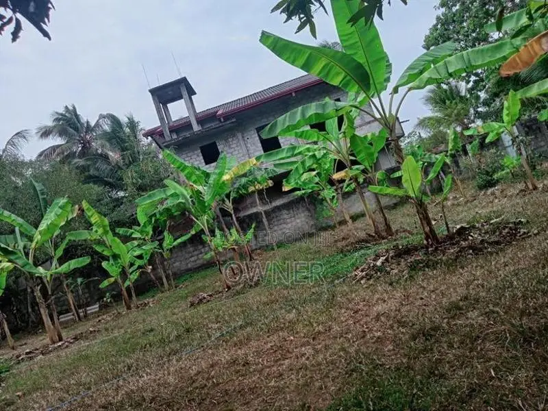වටිනා ඉඩමක් විකිණීමට .(350m) ප්‍රධාන පාර ට. ජා එල .