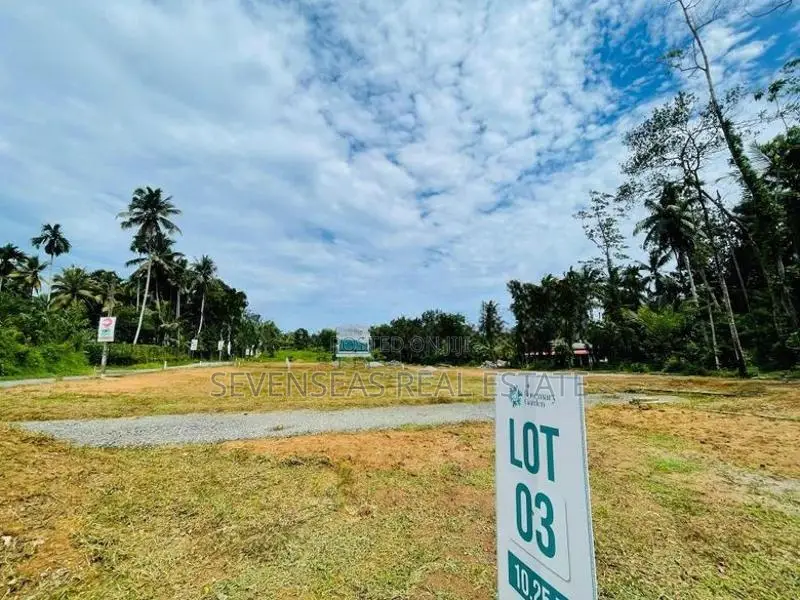 Super Residential Land Plots for Sale in Padukka