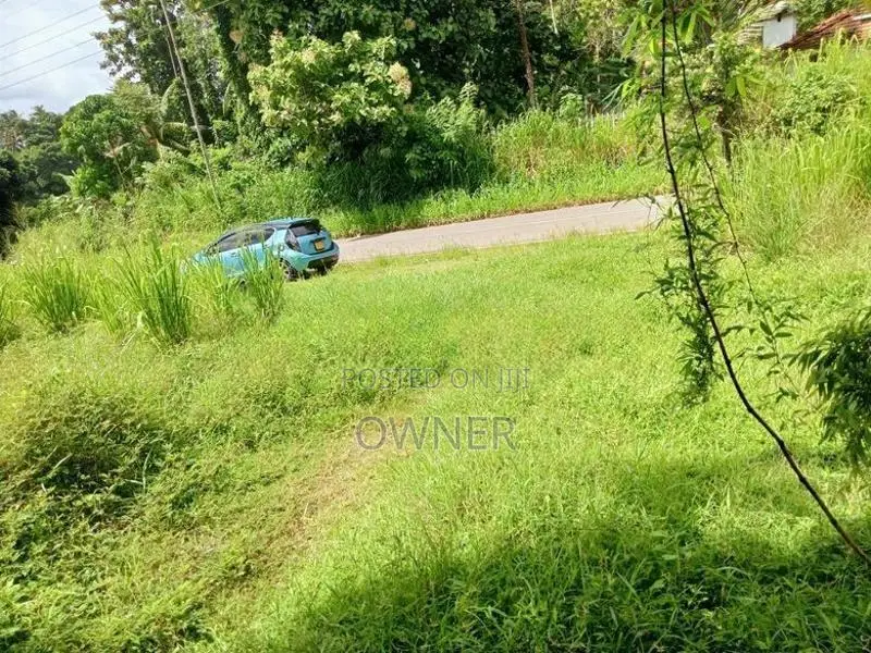 වටිනා ඉඩමක් විකිණීමට .(350m) ප්‍රධාන පාර ට. ජා එල .