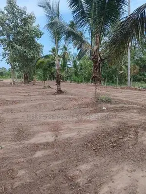 සින්නක්කර ඉඩමක අනුරාධපුර