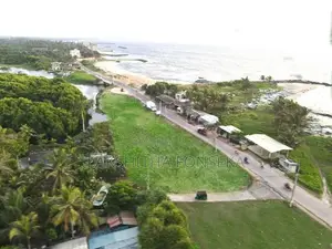 Tourist Land for Sale in Uswetakeiyawa