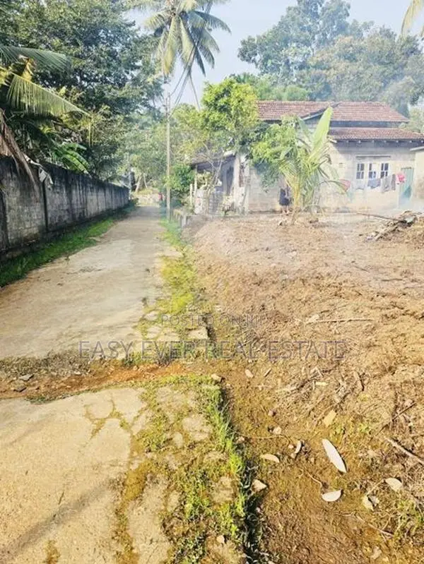 කළුතර – පයාගල පොතුවිලෙන් වටිනා නේවාසික බිම්කොටසක් / KK 12988