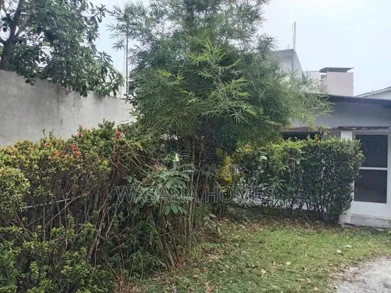 Land with Single Story House for Sale Dehiwala