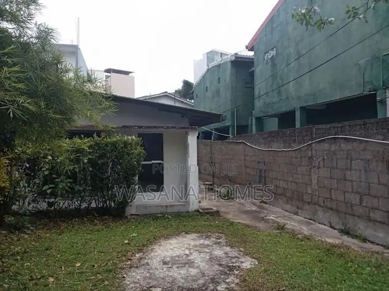 Land with Single Story House for Sale Dehiwala