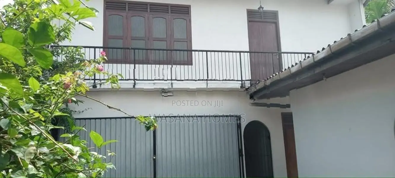 Prestigious House for sale Boralasgamuwa town limit