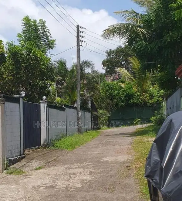 Prime 8-Perch Land for Sale – Piliyandala,