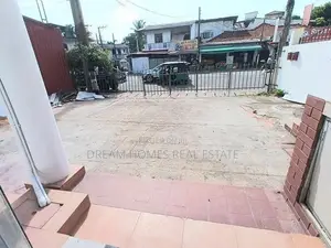 Facing Main Rd - 4 Story Building for Rent-nugegoda