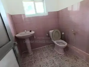Facing Main Rd - 4 Story Building for Rent-nugegoda
