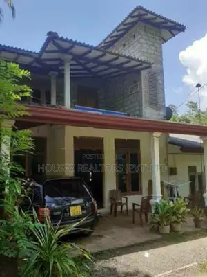 Spacious 4-Bedroom House for Sale – Kamburugamuwa