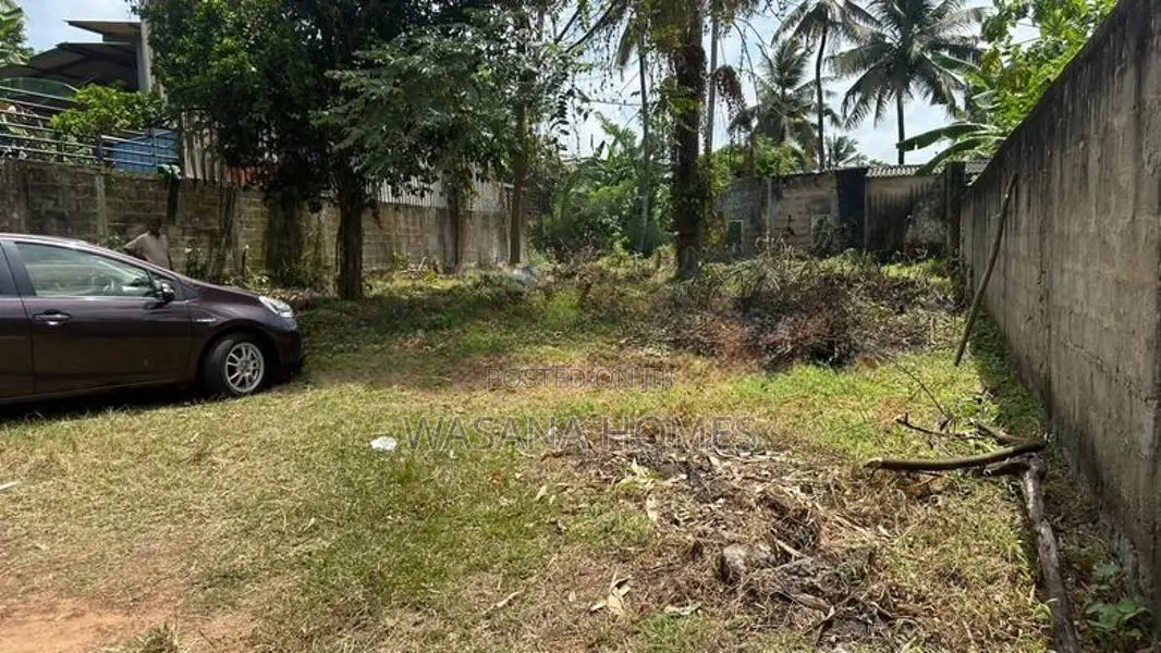 High Residential Land for Sale Pannipitiya